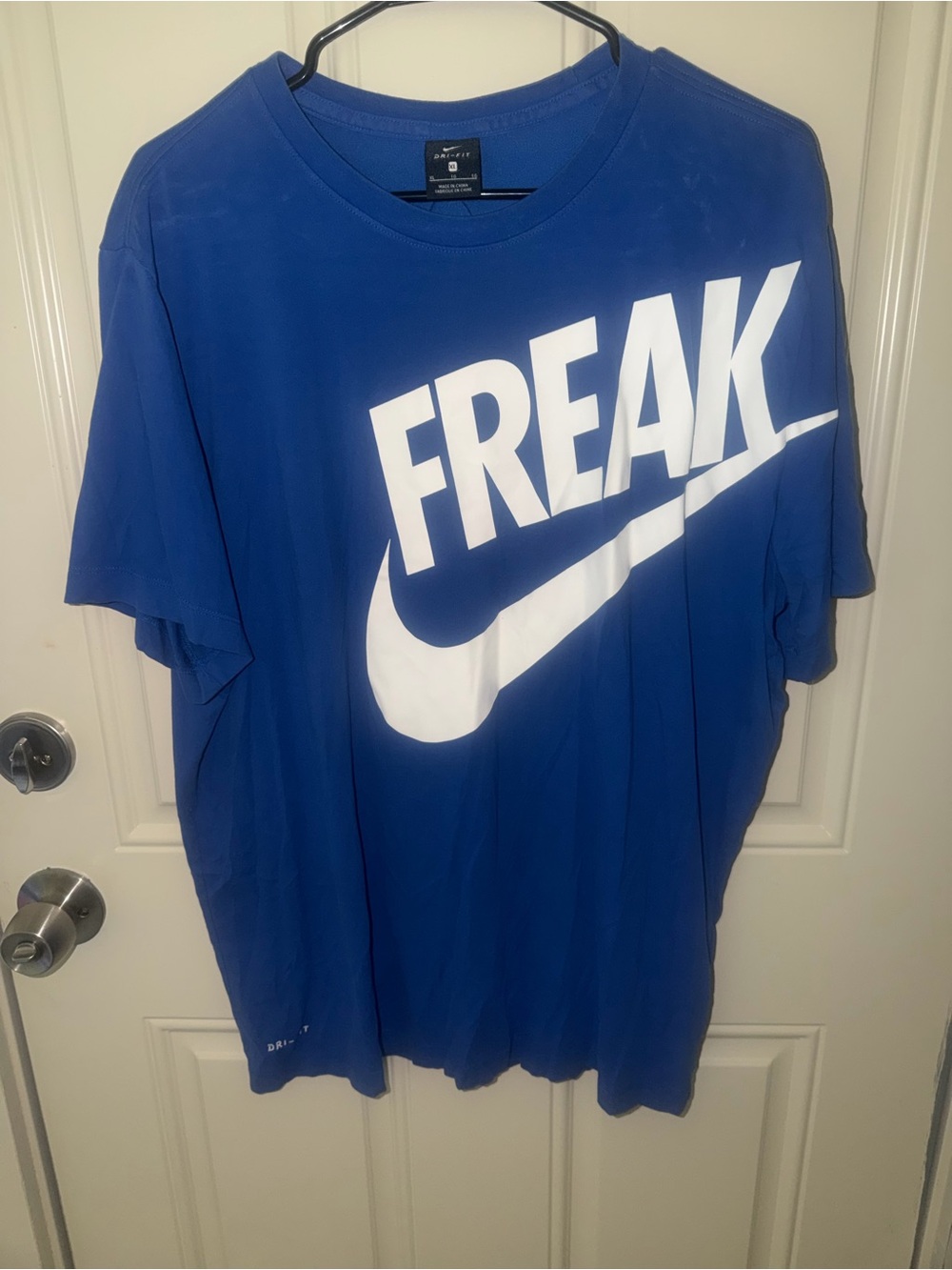 Nike Men’s Royal Blue FREAK Graphic Short Sleeve Tee